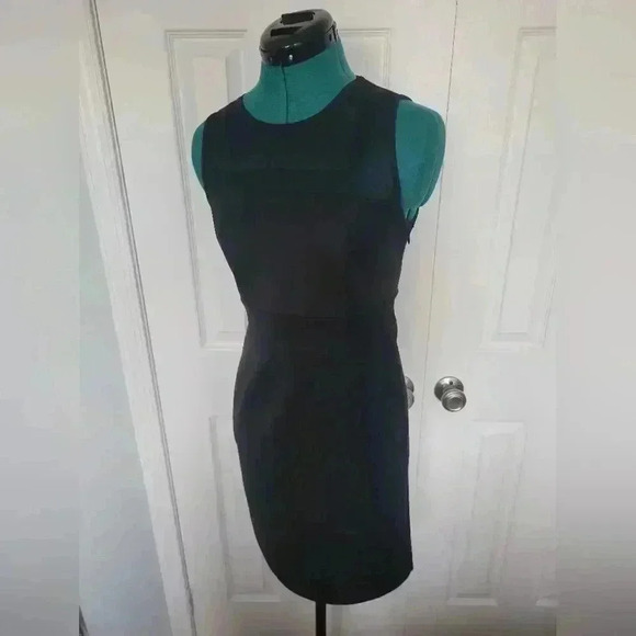 Spense Scuba Pencil Dress with Mesh Neck Detail Size 4 - Picture 1 of 5